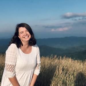 Meet your Posher, Emma